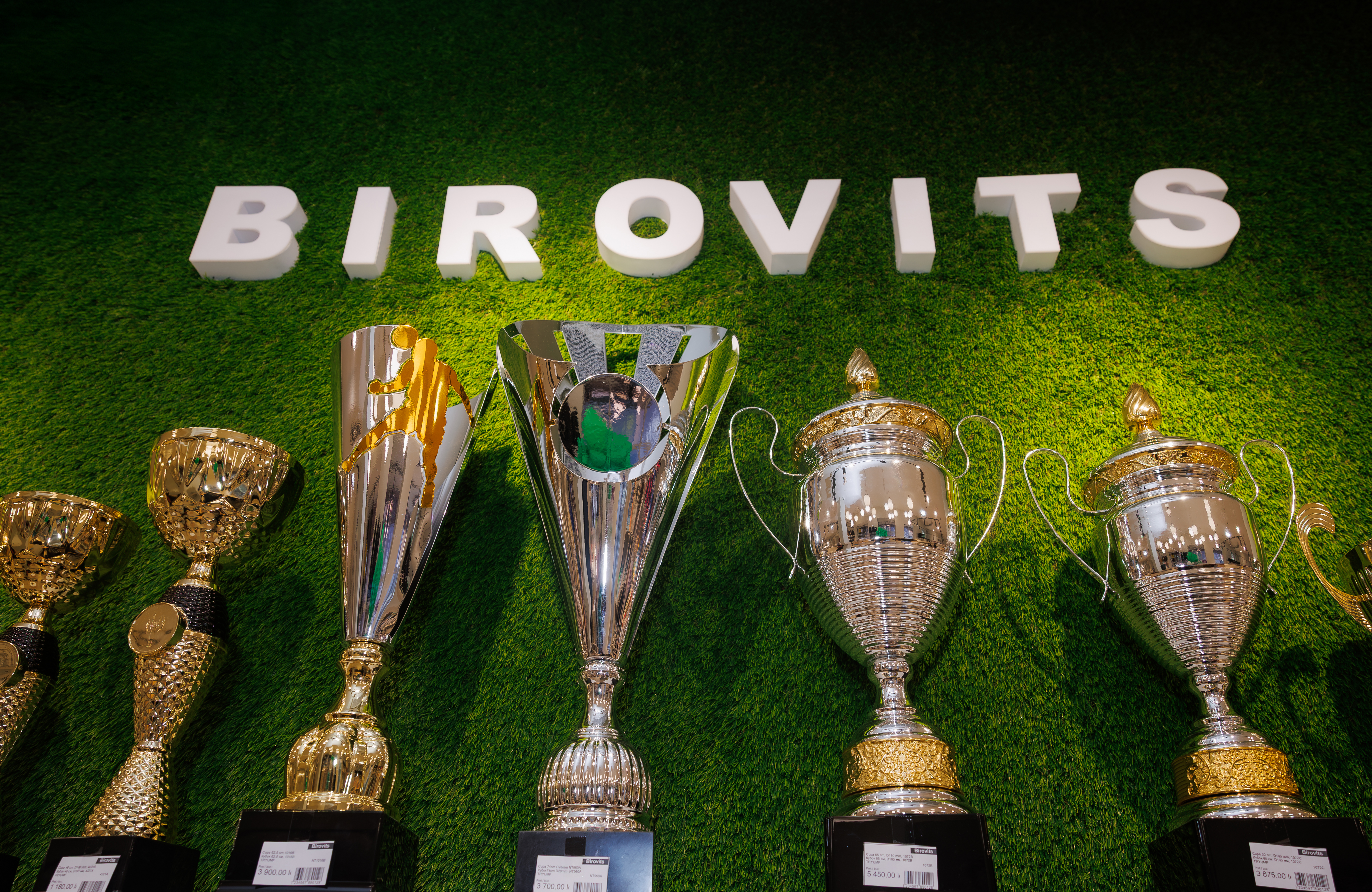     Deschiderea noului magazin Birovits